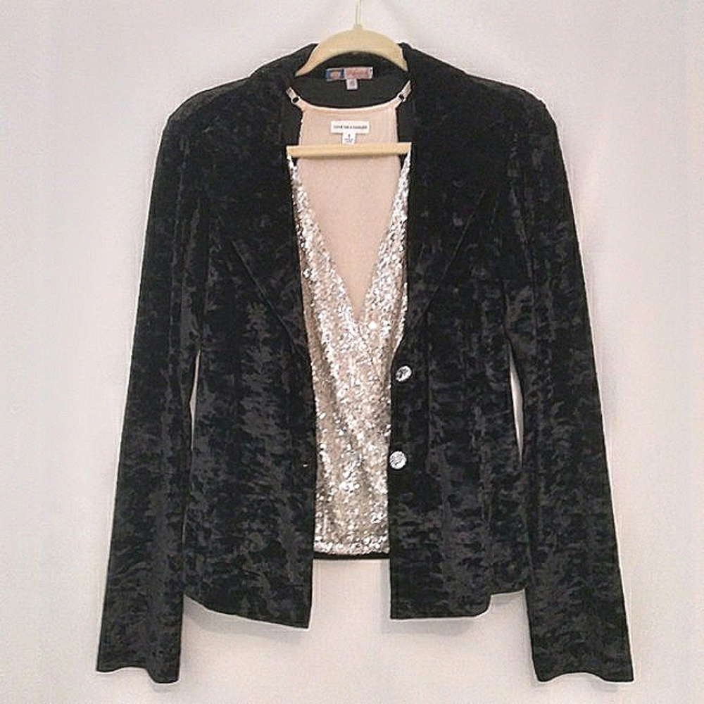 love on a hanger Silver Sequin V-Neck Camisole - Picture 9 of 15